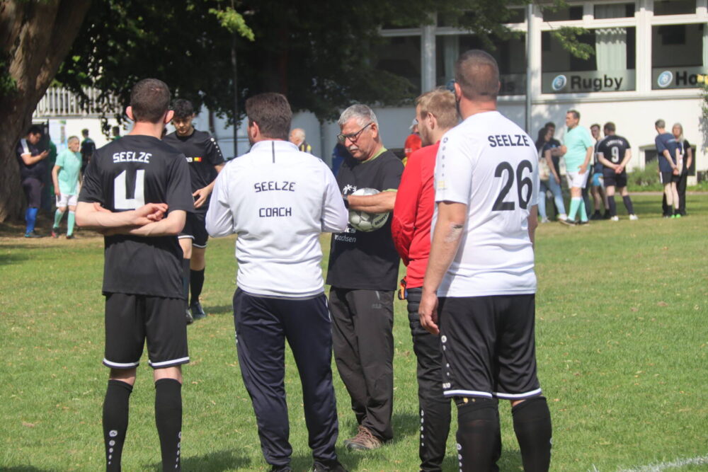 Fußball Mannschaft und Trainer Special Olympics